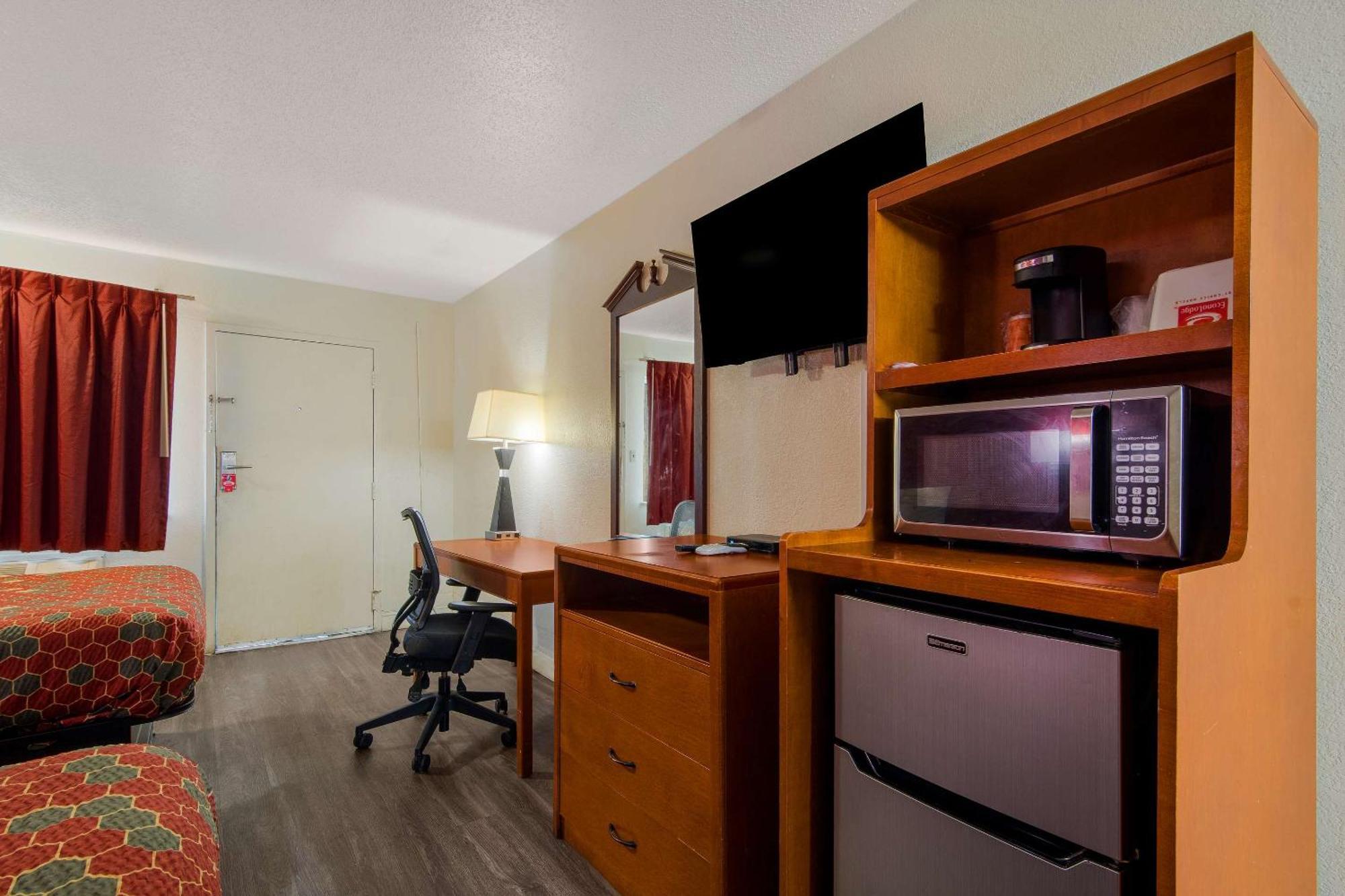 Econo Lodge Goldsboro Hwy 70 Екстериор снимка